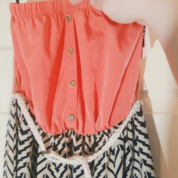 I.N. San Francisco NWT strapless dress - Picture 3 of 6